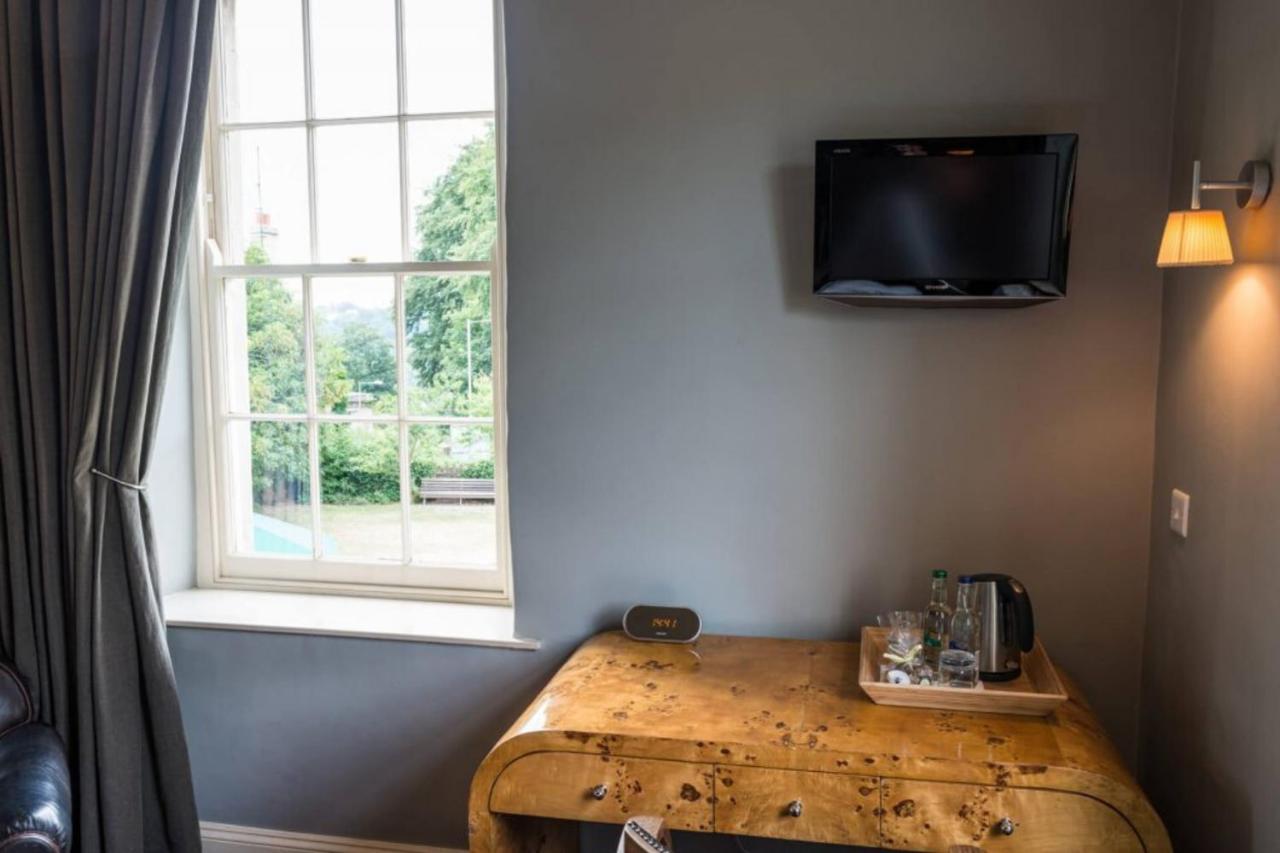 The Castle Inn Bradford-On-Avon Екстериор снимка