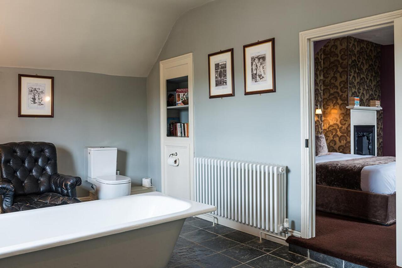 The Castle Inn Bradford-On-Avon Екстериор снимка