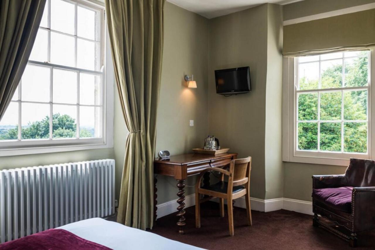 The Castle Inn Bradford-On-Avon Екстериор снимка